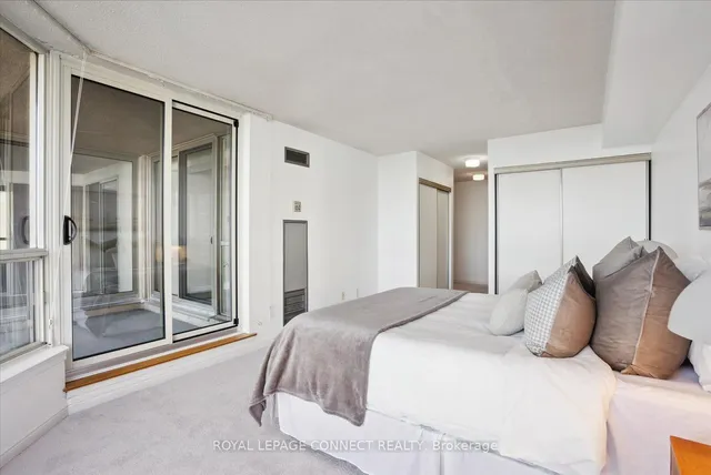 Additional image 18 of 20 Guildwood Pkwy Unit 706