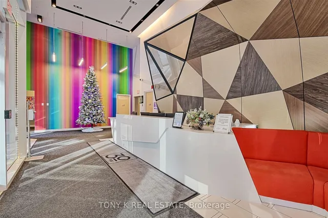 Additional image 2 of 30 Roehampton Ave Unit 609