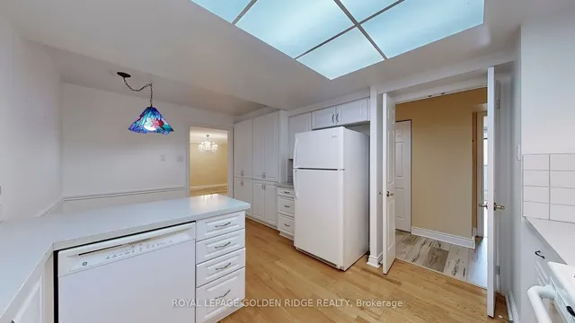 Additional image 15 of 65 Spring Garden Ave Unit 304