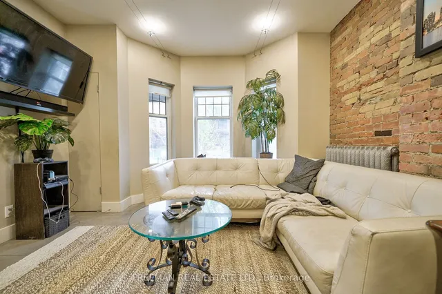 Additional image 28 of 565 Markham St