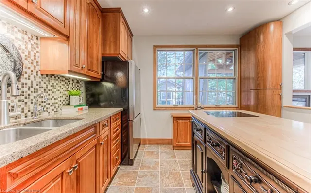 Additional image 13 of 67 Inwood Cres