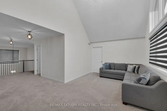 Additional image 24 of 972 Stonecliffe Walk Unit 18