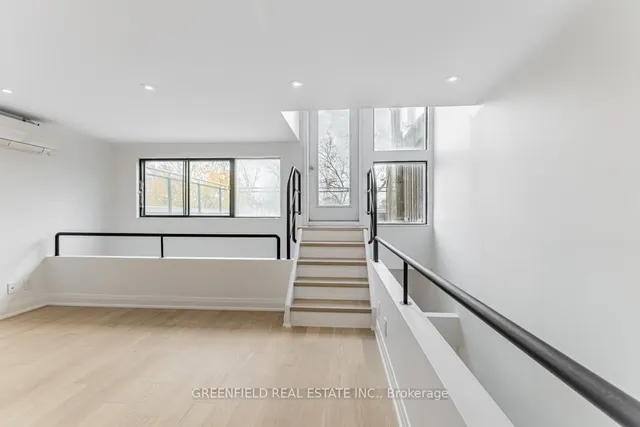 Additional image 16 of 185 Carlton St Unit 3