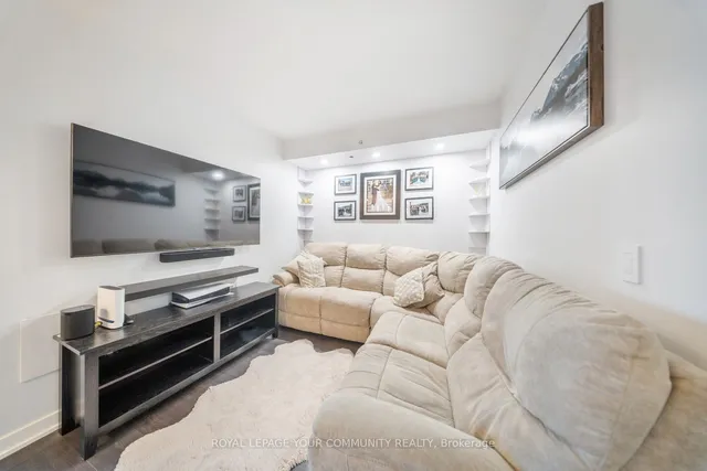 Additional image 14 of 31 Tippett Rd Unit 555