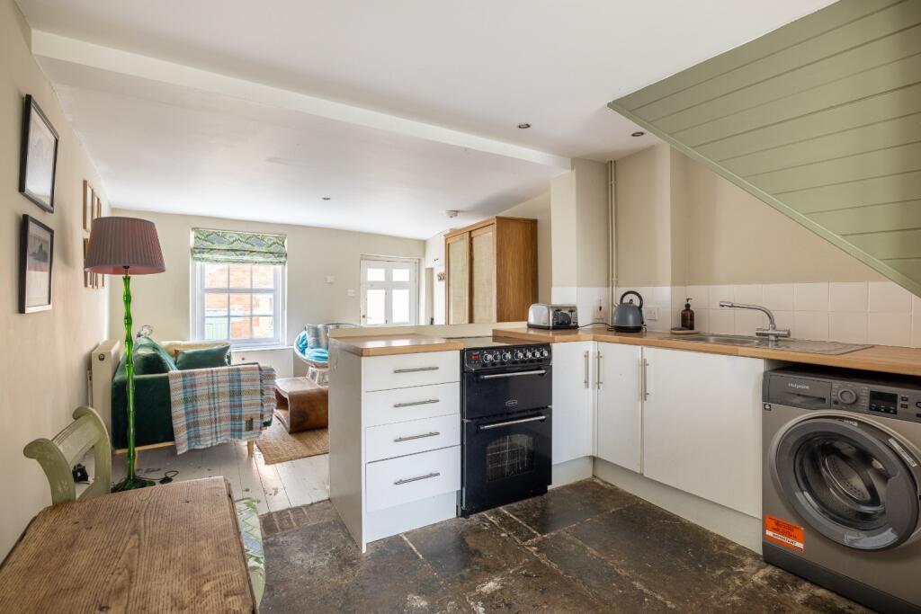 Additional image 5 of London House, Bailey Hill, Castle Cary, Somerset, BA7