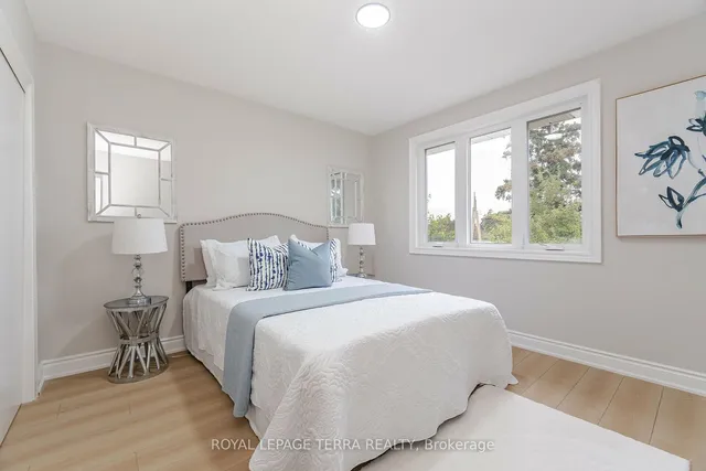 Additional image 11 of 114 Milford Haven Dr