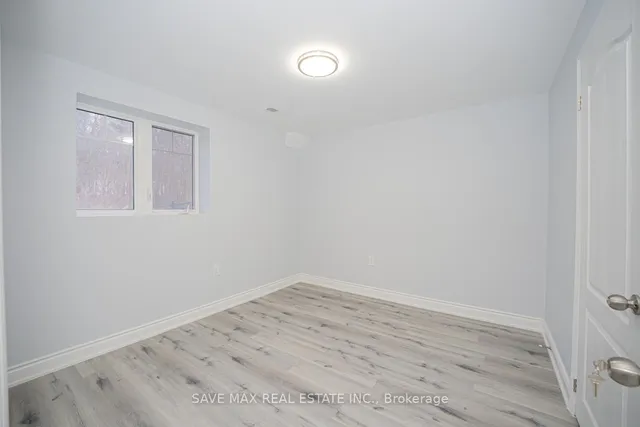 Additional image 33 of 252 Shady Glen Cres