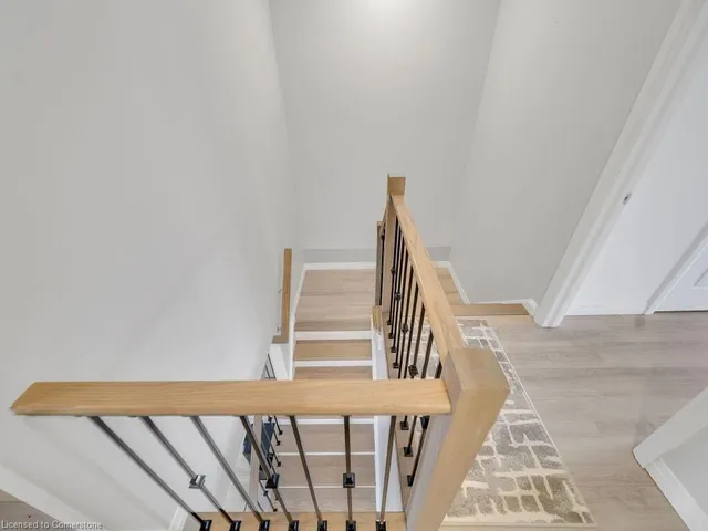 Additional image 16 of 8 Pony Way