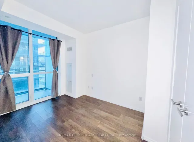 Additional image 7 of 45 Charles St Unit 1805