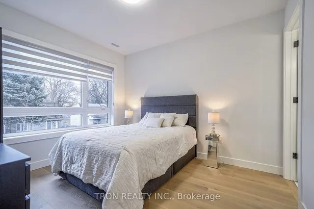 Additional image 25 of 38 Uno Dr