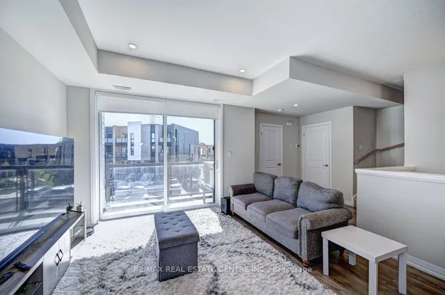 Additional image 5 of 261 Woodbine Ave