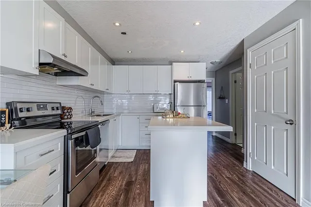 Additional image 8 of 75 Kehl St Unit 10