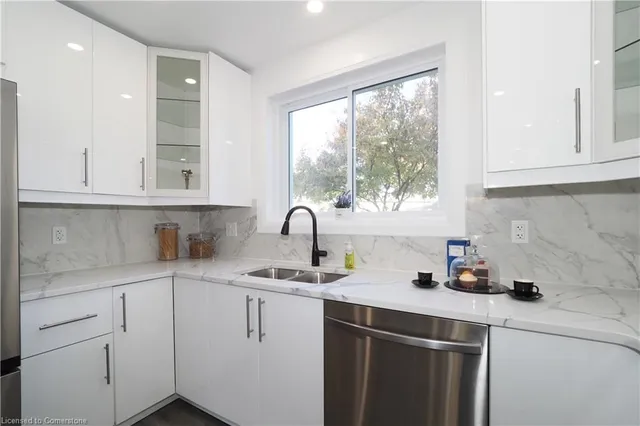 Additional image 18 of 50 Westmount Rd Unit 25