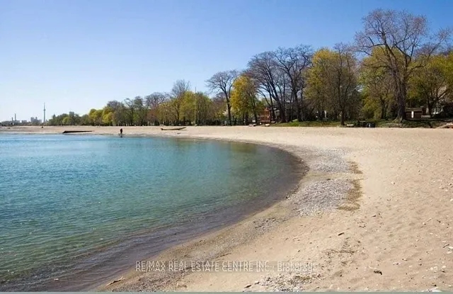 Primary image of 3621 Lakeshore Blvd Unit 704/Ph4