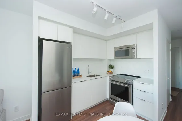 Additional image 33 of 30 Samuel Wood Way Unit 1301