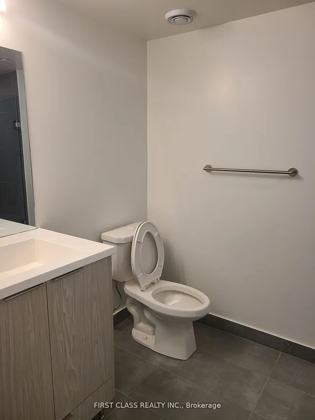 Additional image 8 of 60 Shuter St Unit 1810