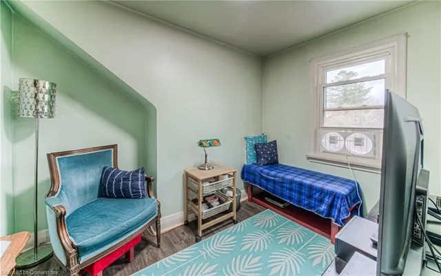 Additional image 11 of 236 Guelph St
