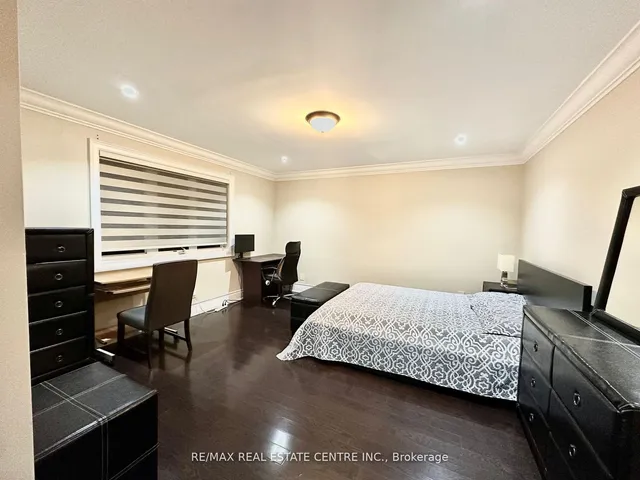 Additional image 22 of 110 Allenby Ave