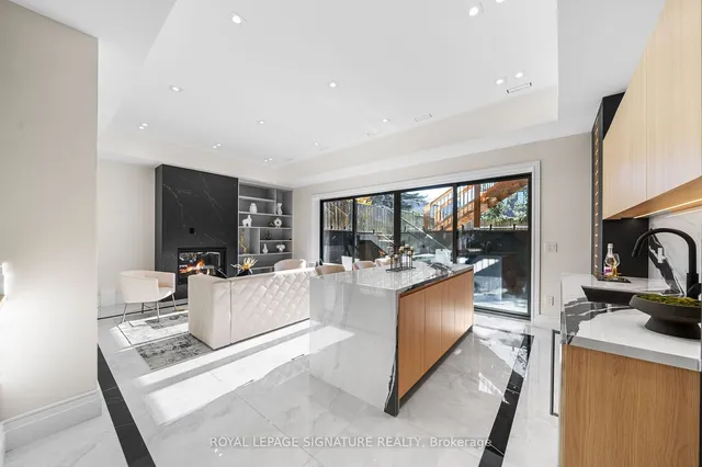 Additional image 28 of 551 Broadway Ave