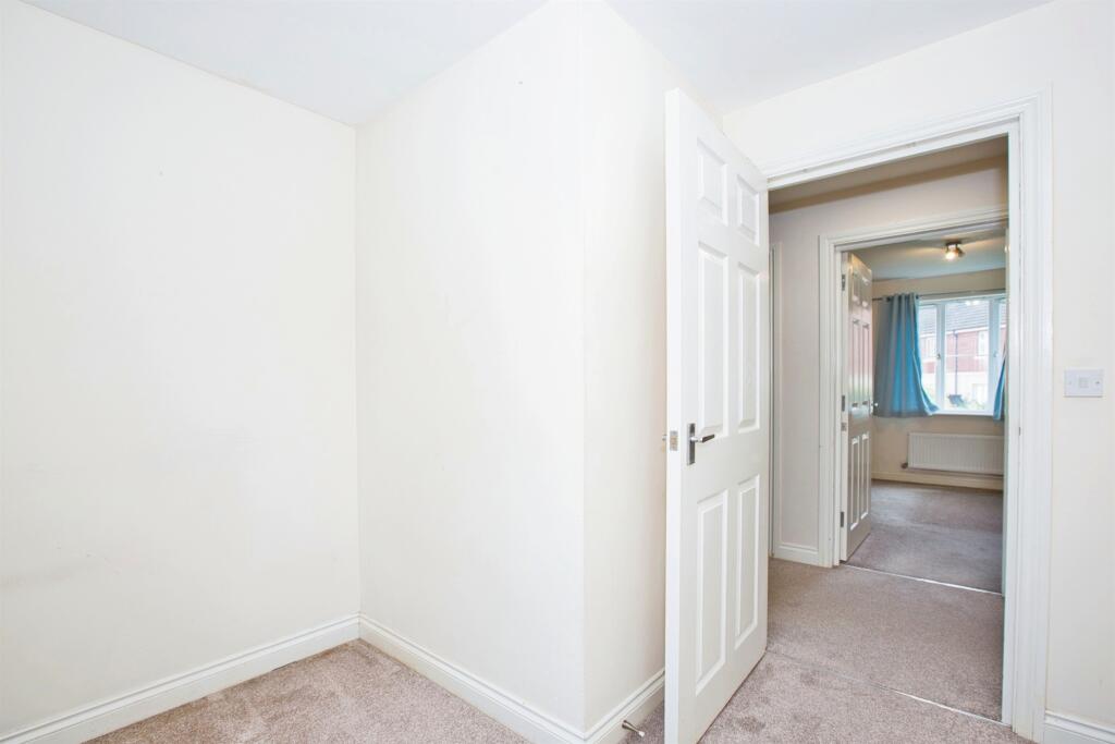 Additional image 5 of Merevale Way, Yeovil