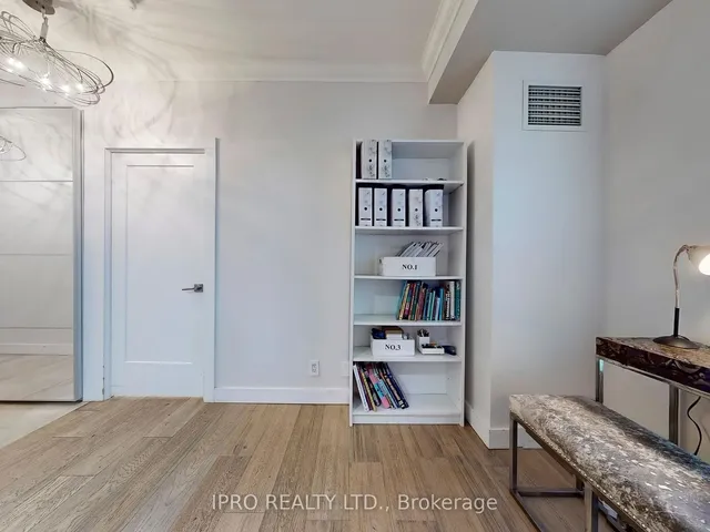 Additional image 13 of 228 Queens Quay Unit SPH2701