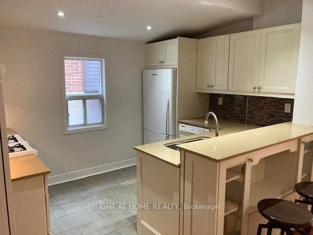 Additional image 8 of 52 Beresford Ave