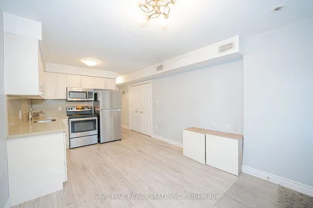 Additional image 14 of 122 Courtland Ave Unit 3