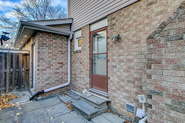 Additional image 36 of 218 Goldhawk Tr