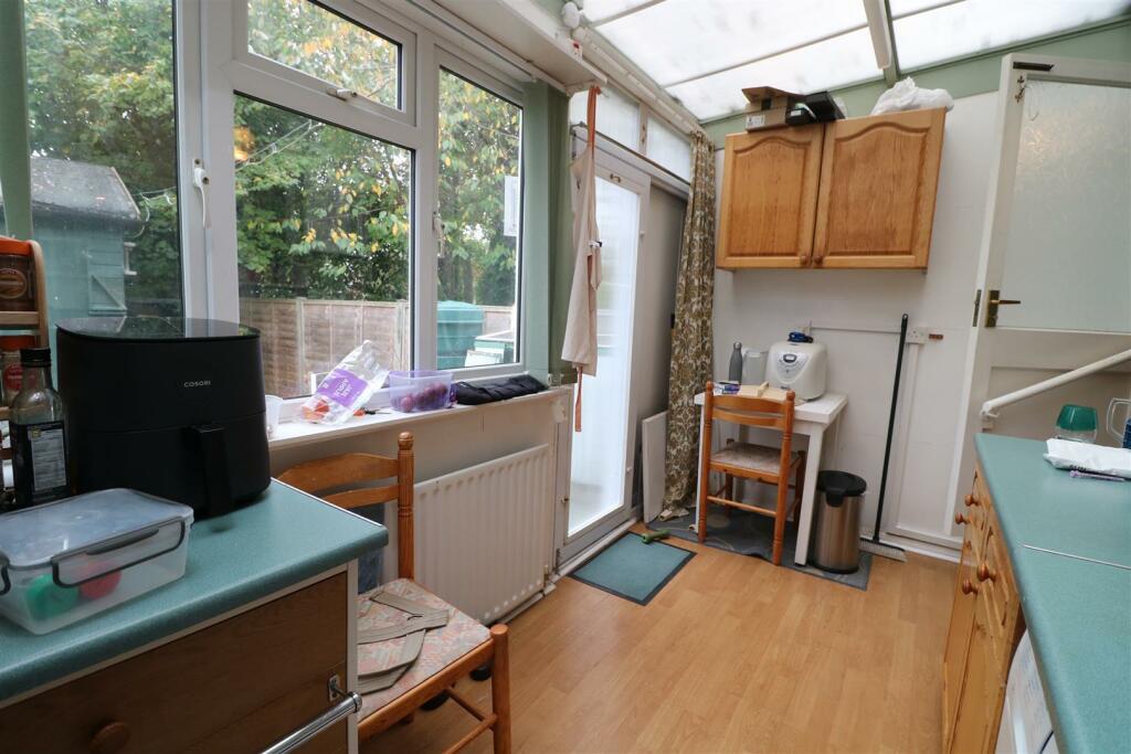 Additional image 7 of Manor Fields, Bratton, Westbury