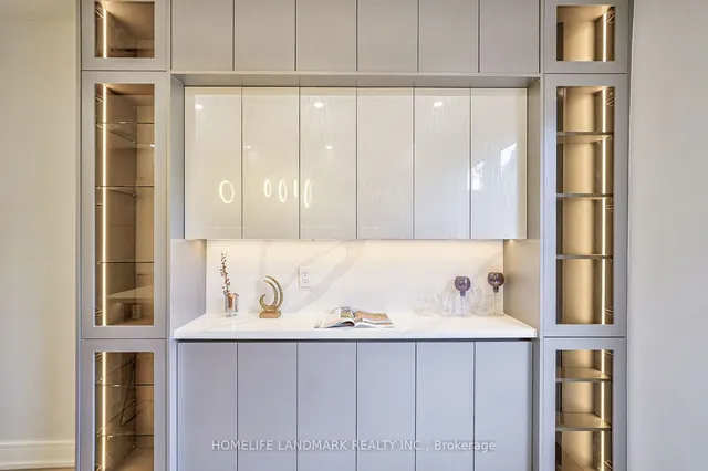 Additional image 17 of 877 Logan Ave