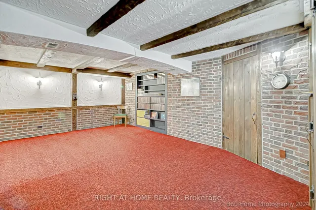 Additional image 24 of 19 Martini Dr