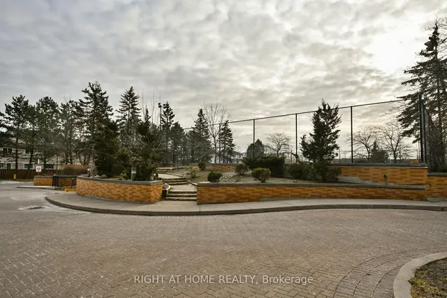 Additional image 39 of 88 Alton Towers Circ Unit 708