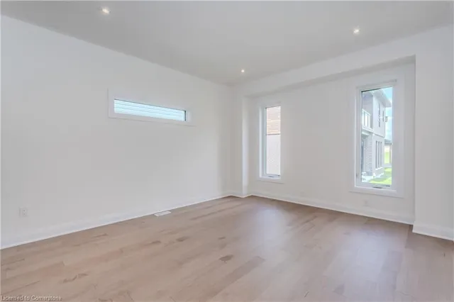 Additional image 4 of 14 Carina St