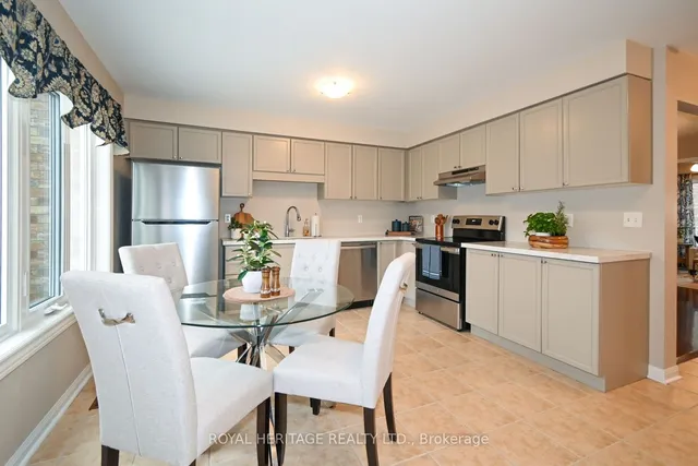 Additional image 4 of 8 Chicory Lane