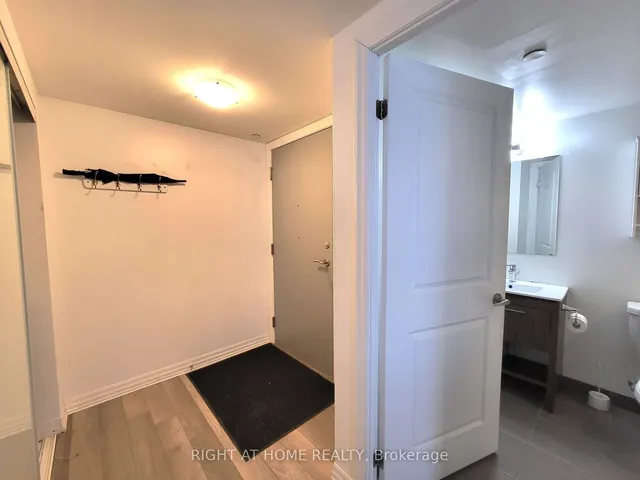 Additional image 10 of 80 Esther Lorrie Dr Unit 906