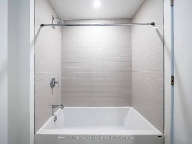 Additional image 23 of 50 Power St Unit 724