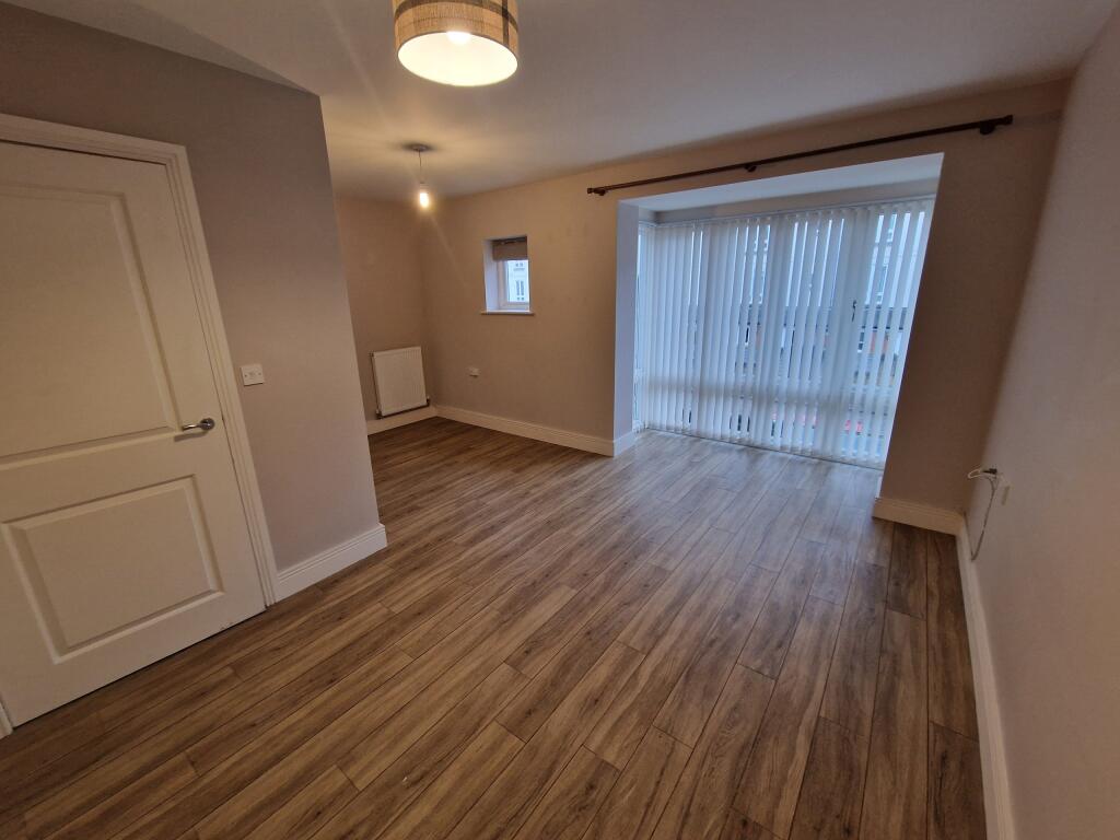 Additional image 6 of Summer House Terrace, Yeovil, Somerset, BA20 1NL