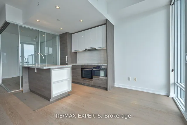 Additional image 8 of 488 University Ave Unit 3509