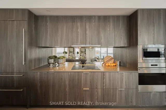 Additional image 13 of 609 Avenue Rd Unit 1903