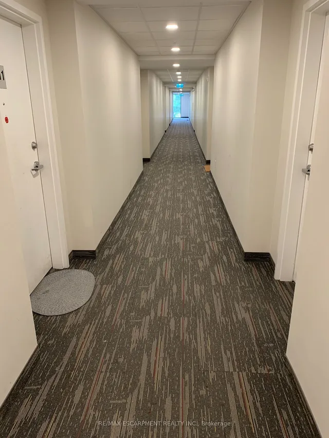 Additional image 10 of 5 Wake Robin Dr Unit 210