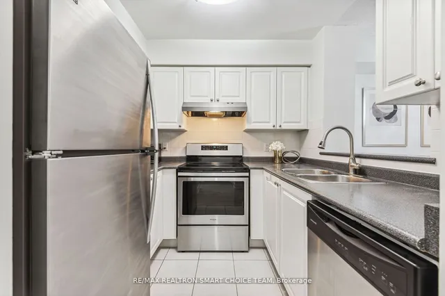 Additional image 13 of 35 Finch Ave Unit 306