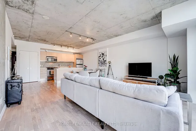 Additional image 25 of 25 Oxley St Unit 701