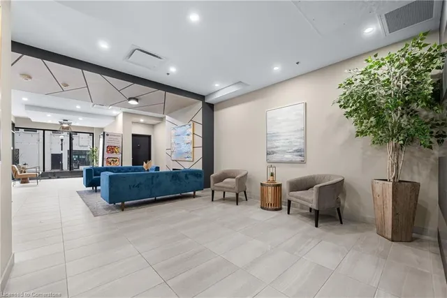 Additional image 11 of 60 Charles St Unit 807