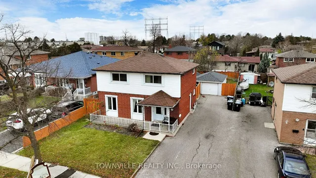 Additional image 37 of 24 Avening Dr