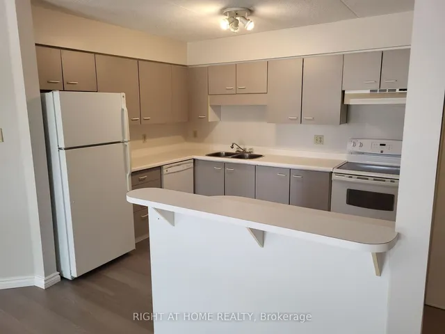 Additional image 8 of 3085 Kingsway Dr Unit 54