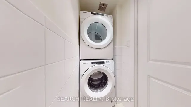 Additional image 14 of 10 Yonge St Unit 413