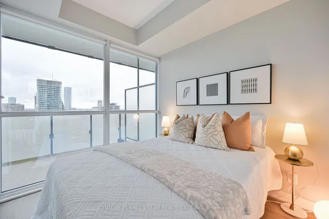 Additional image 24 of 15 Grenville St Unit 5004