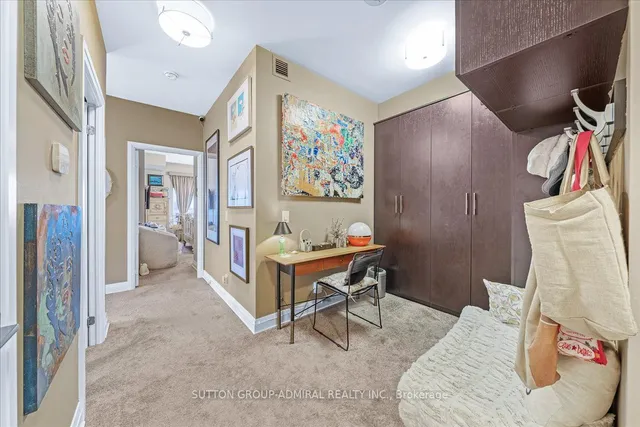 Additional image 11 of 530 St. Clair Ave Unit 508