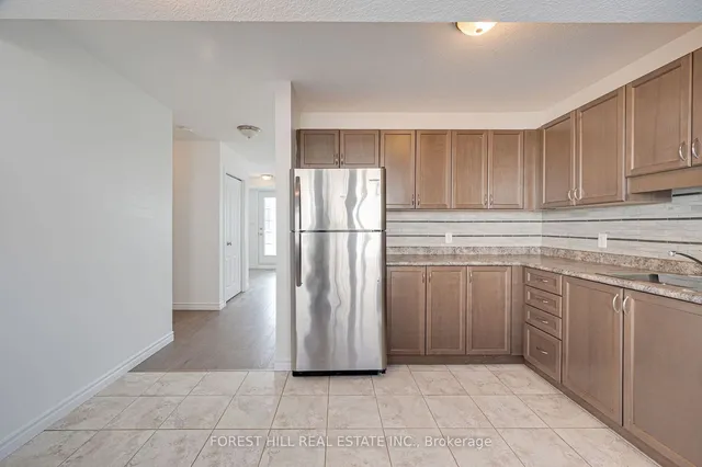 Additional image 9 of 55 Mooregate Cres Unit 15B