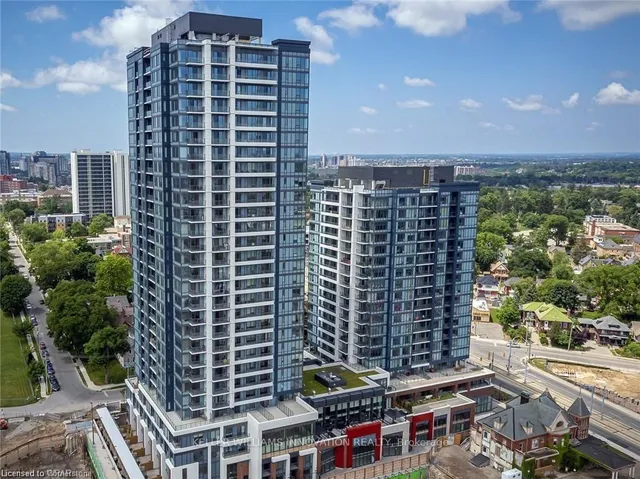 15 Wellington St Unit 303